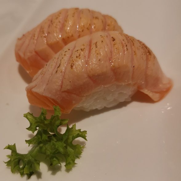 305. salmone scottato